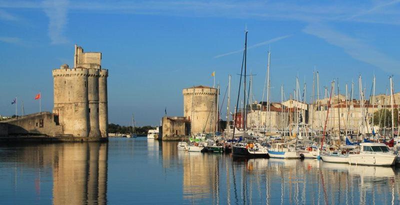 Superbe T2 de 45m² en hyper centre Appartement La Rochelle  Buitenkant foto